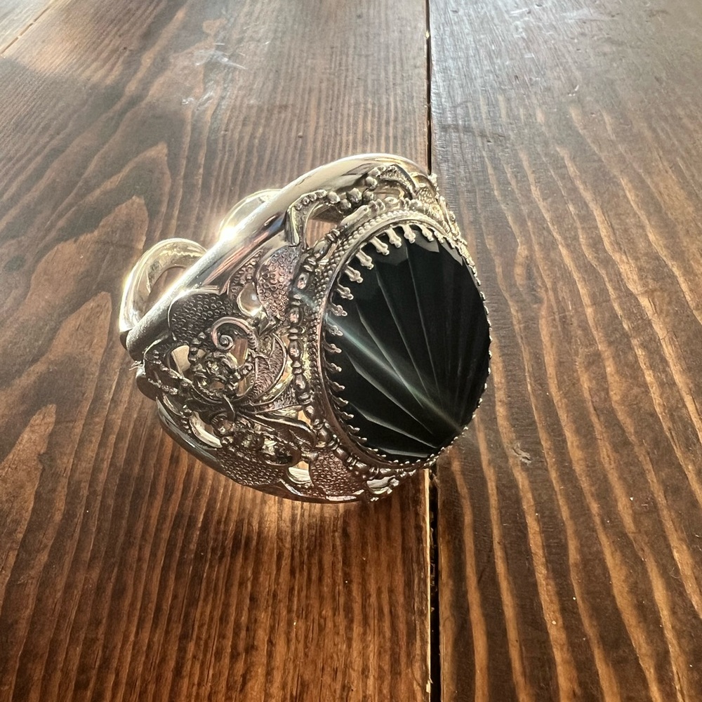 Vintage Bracelet with Onyx